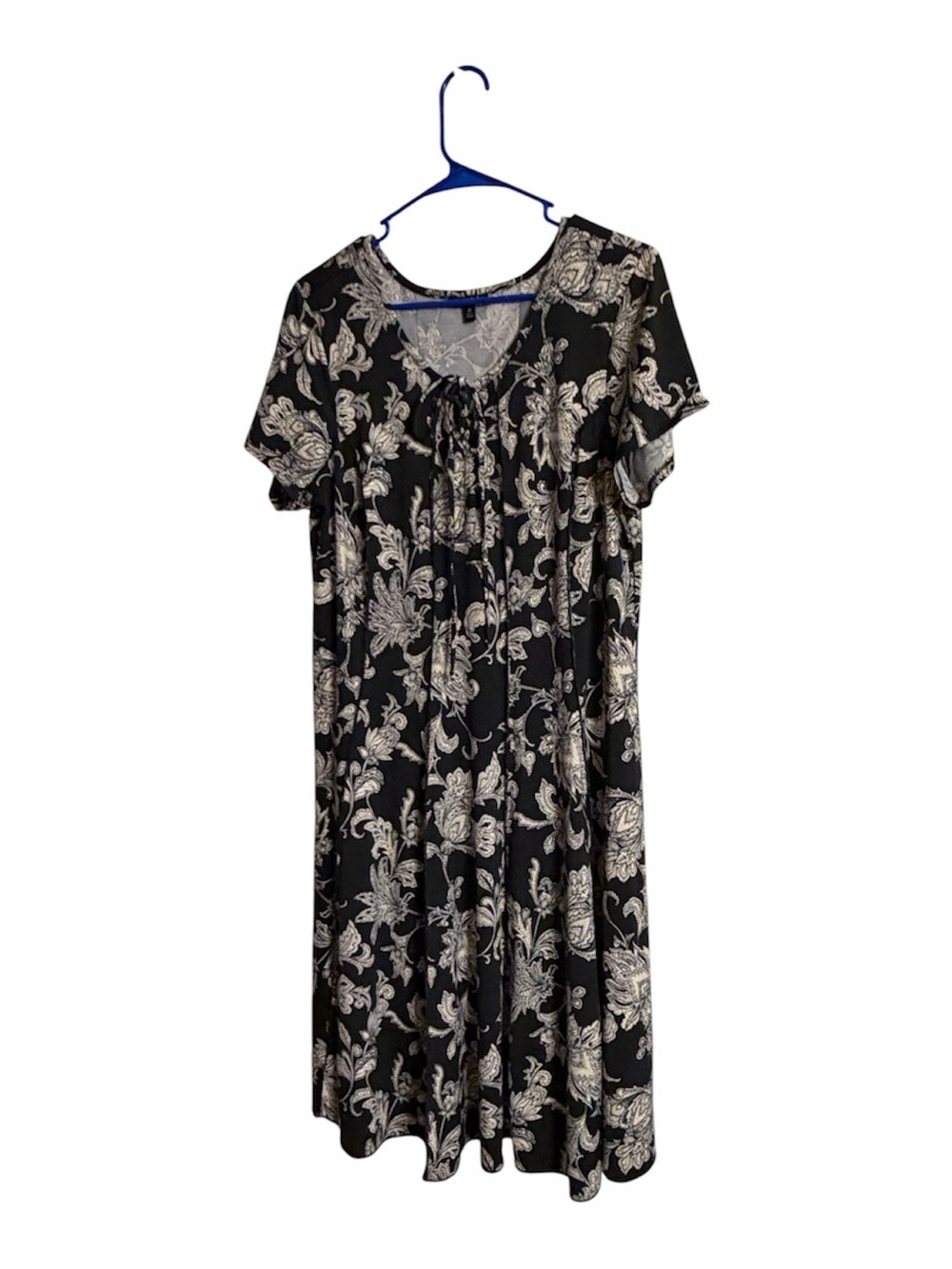 Sami & Jo Black Dress with Cream Floral Print Size 2X